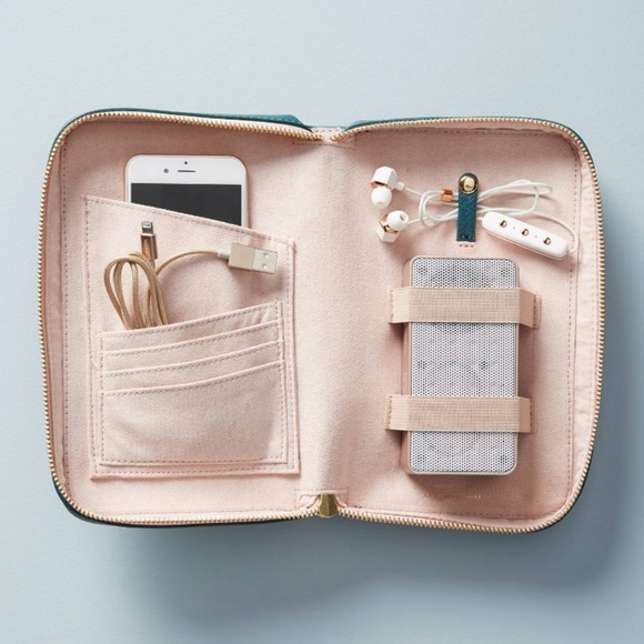 ANTHROPOLOGIE Libby Tech Organizer NWT - Picture 3 of 8